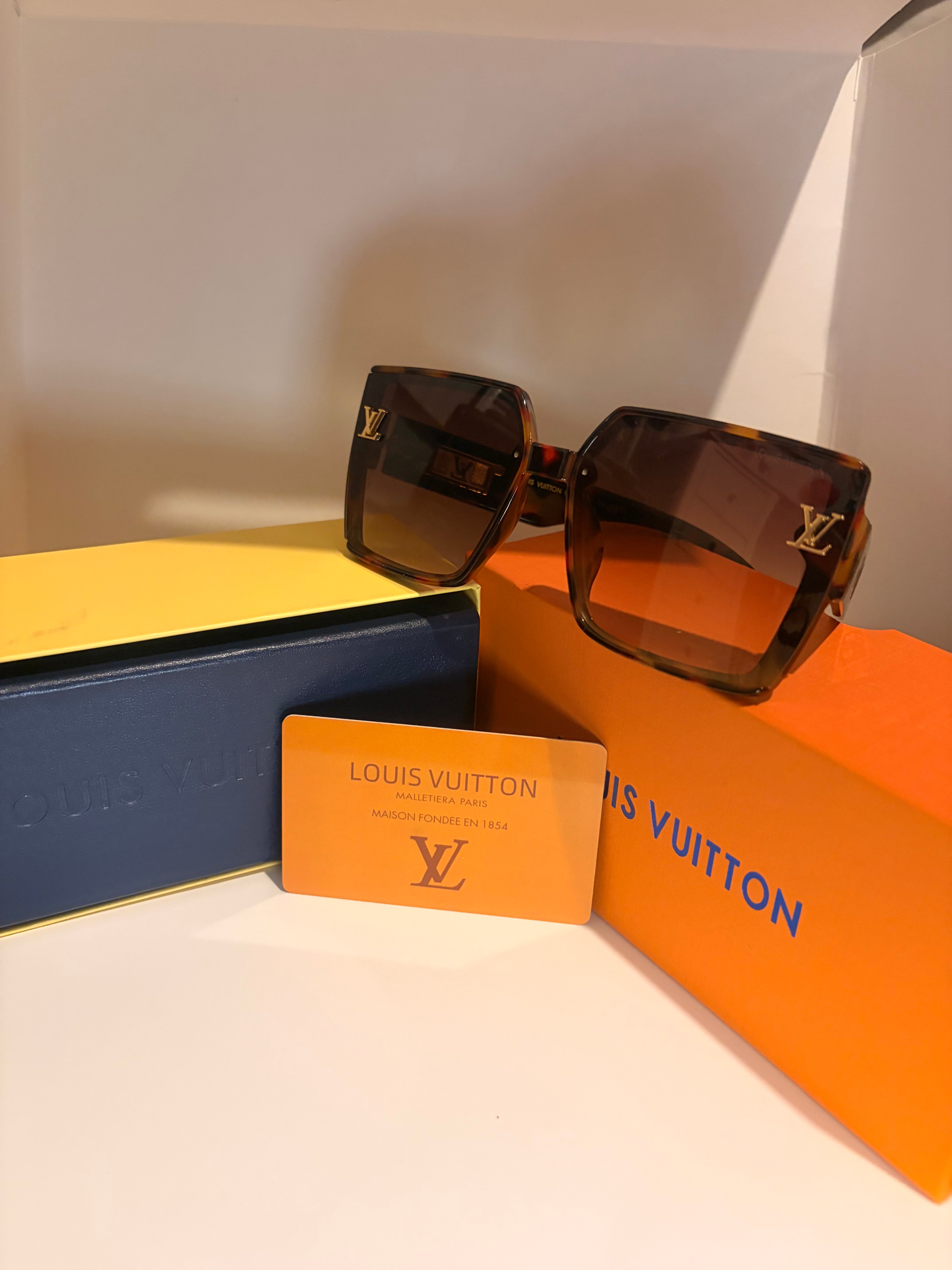 LV